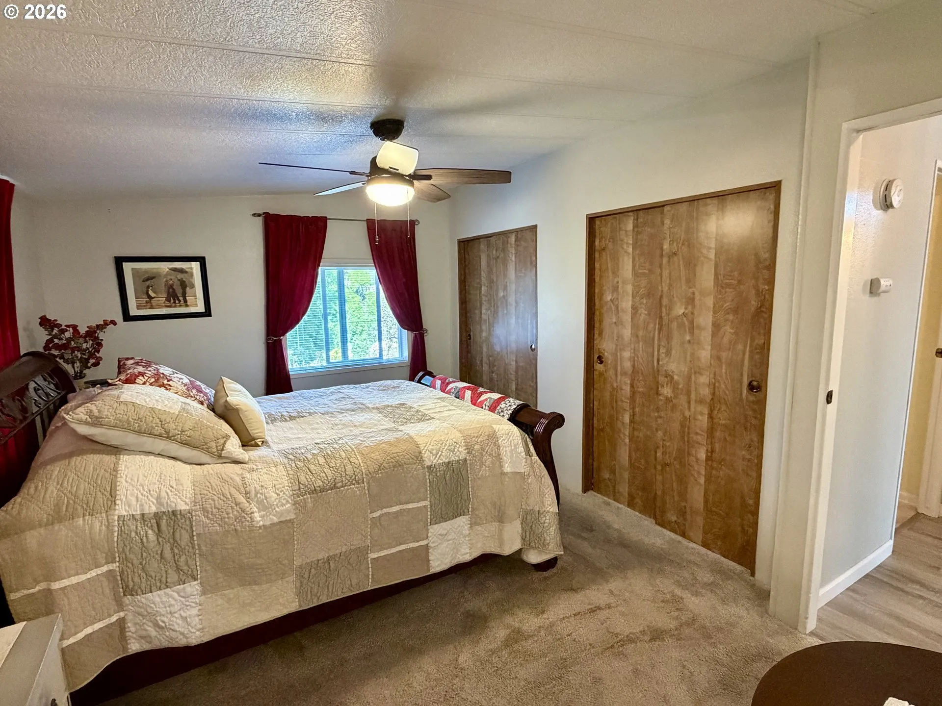 Bedroom, Primary