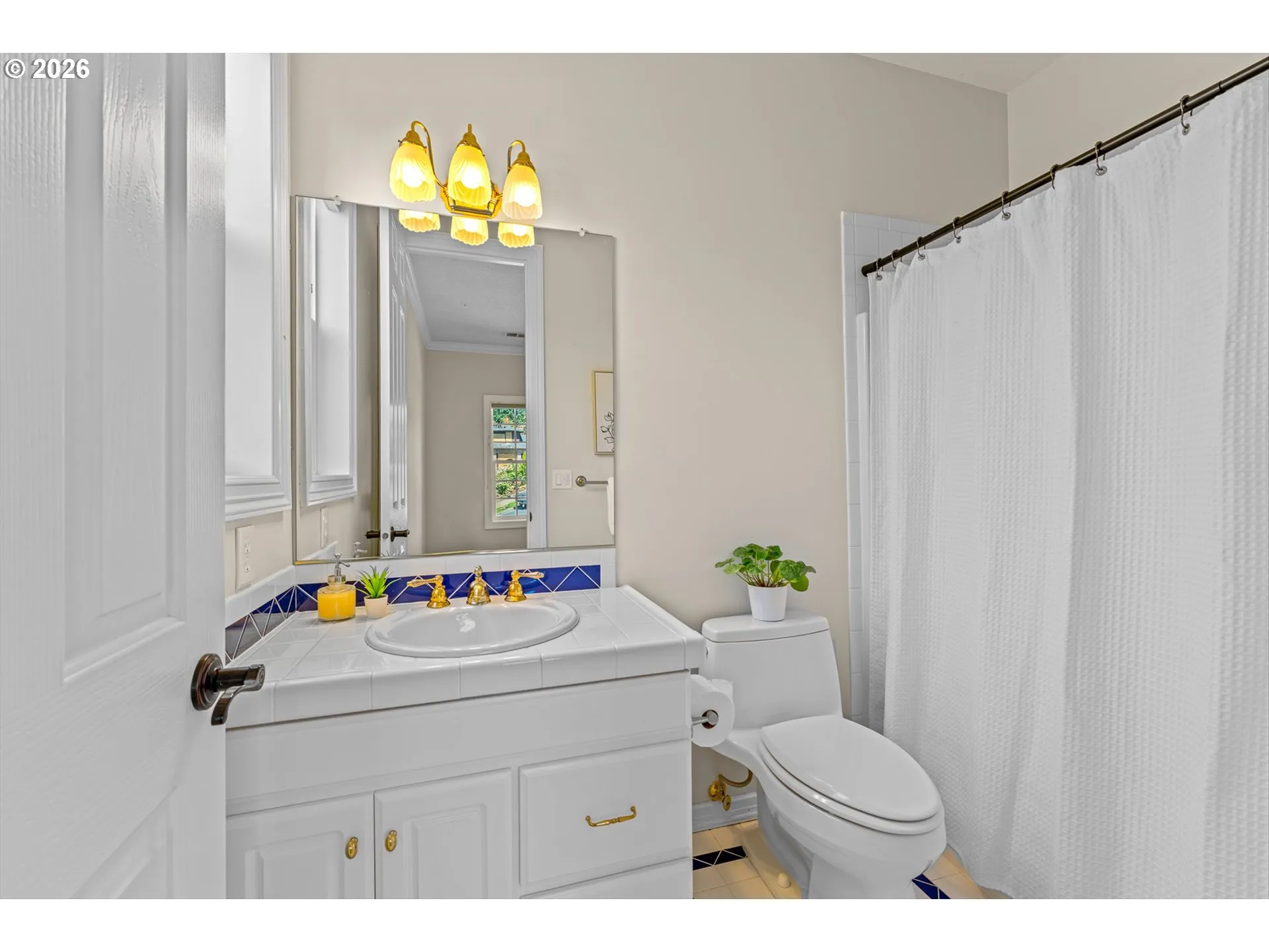 En Suite Bathroom