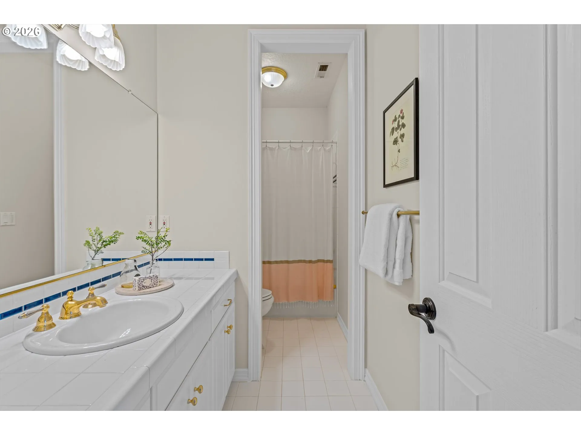 En Suite Bathroom