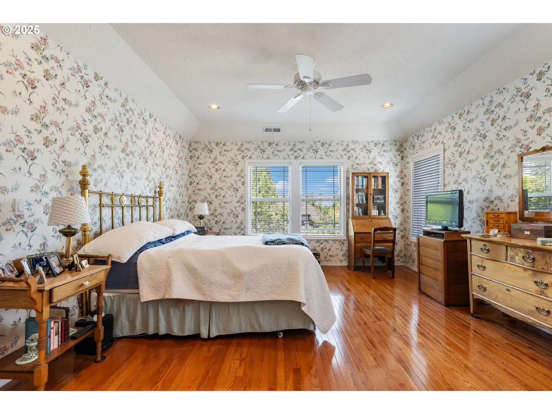 Primary Bedroom-Ceiling Fan