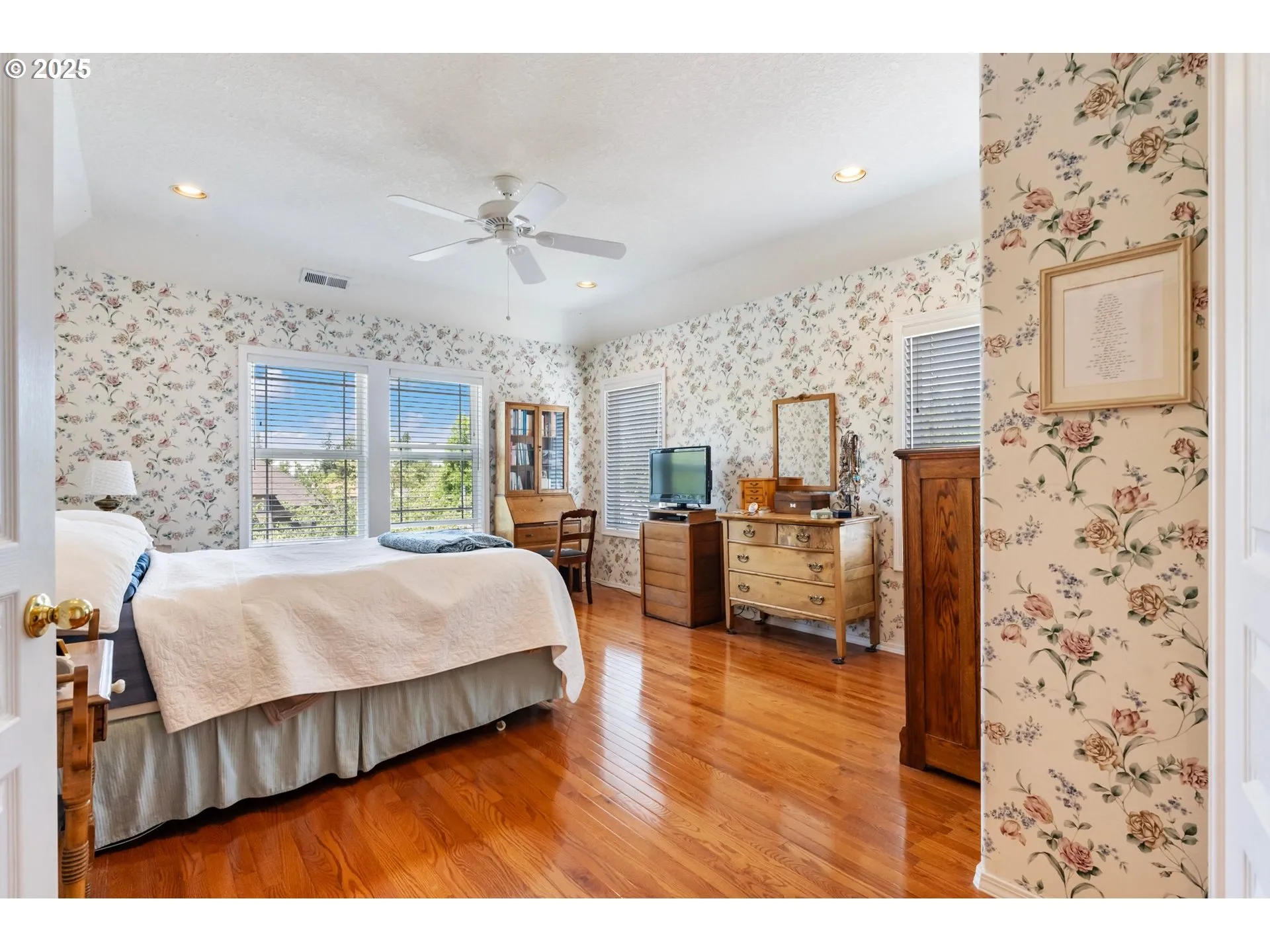 Primary Bedroom-Ceiling Fan