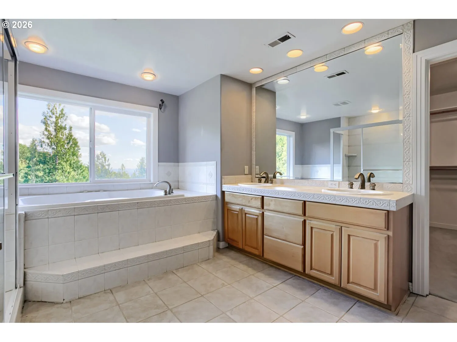 Owner's Suite Bathroom