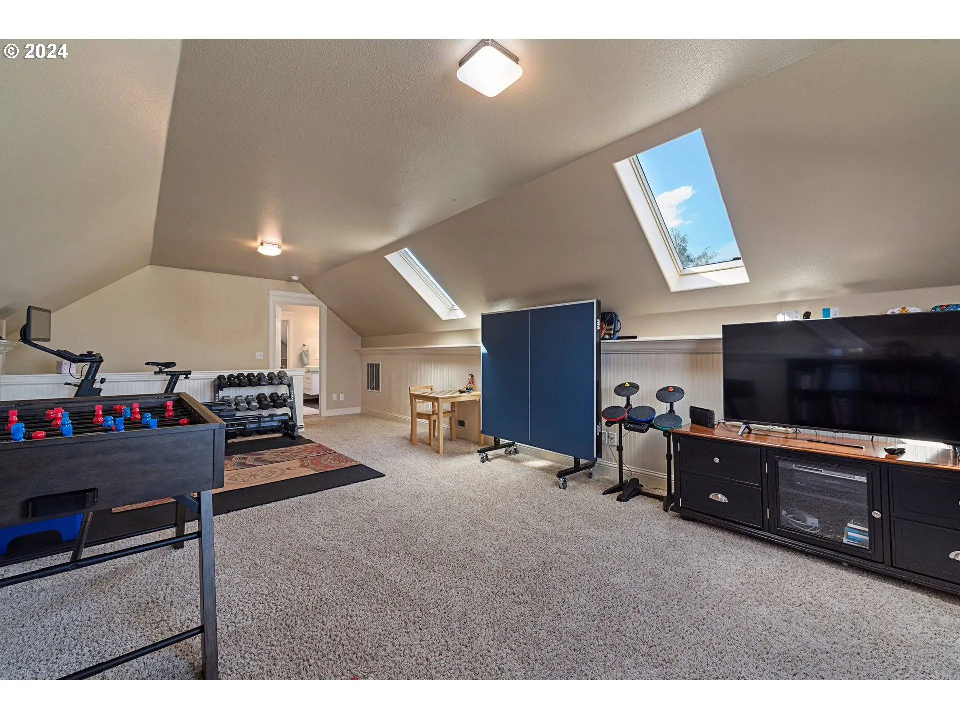 Bonus Room-Upper