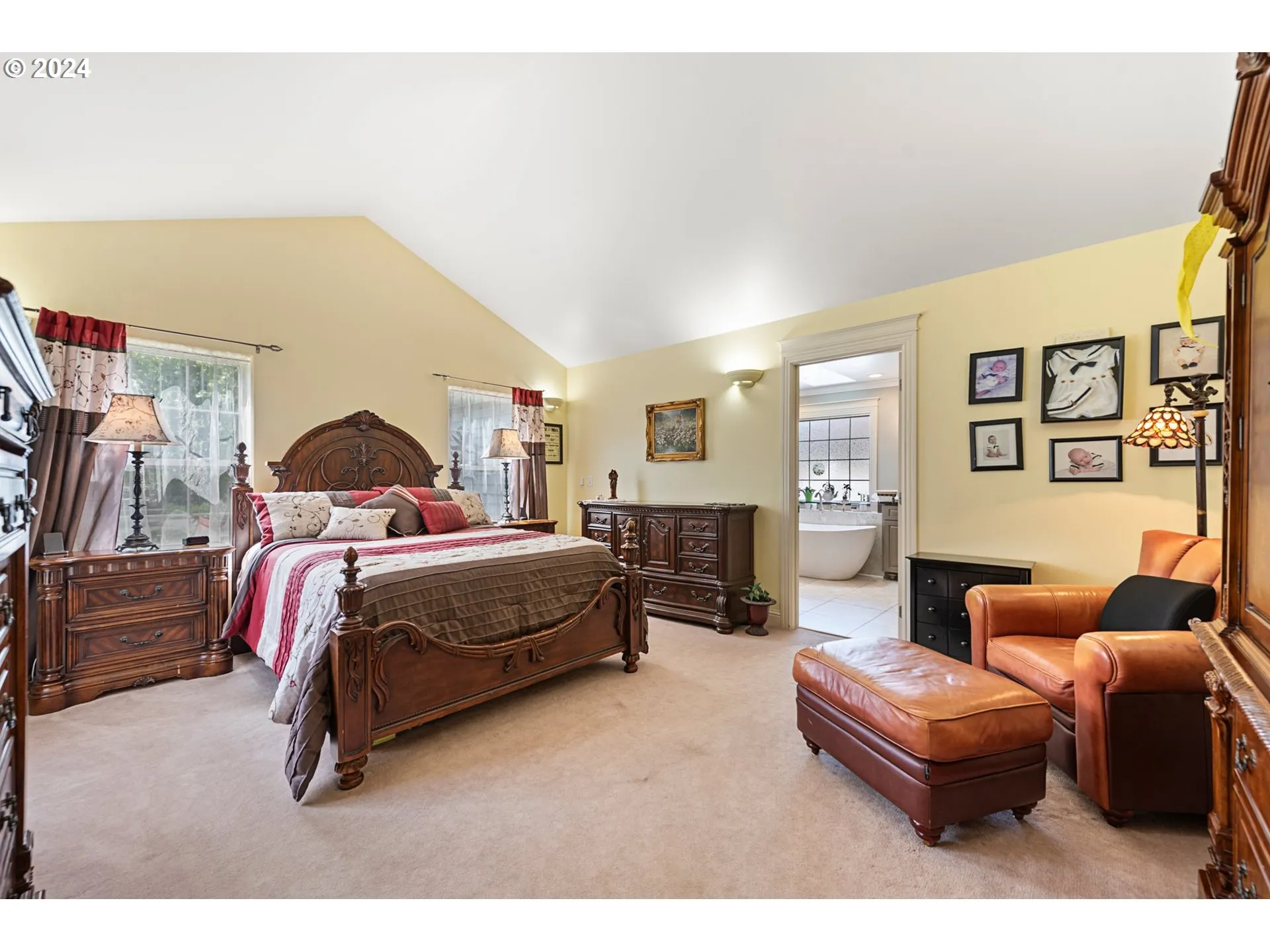 Bedroom, Primary-Main
