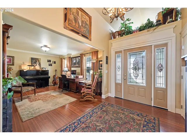 Entrance/Foyer