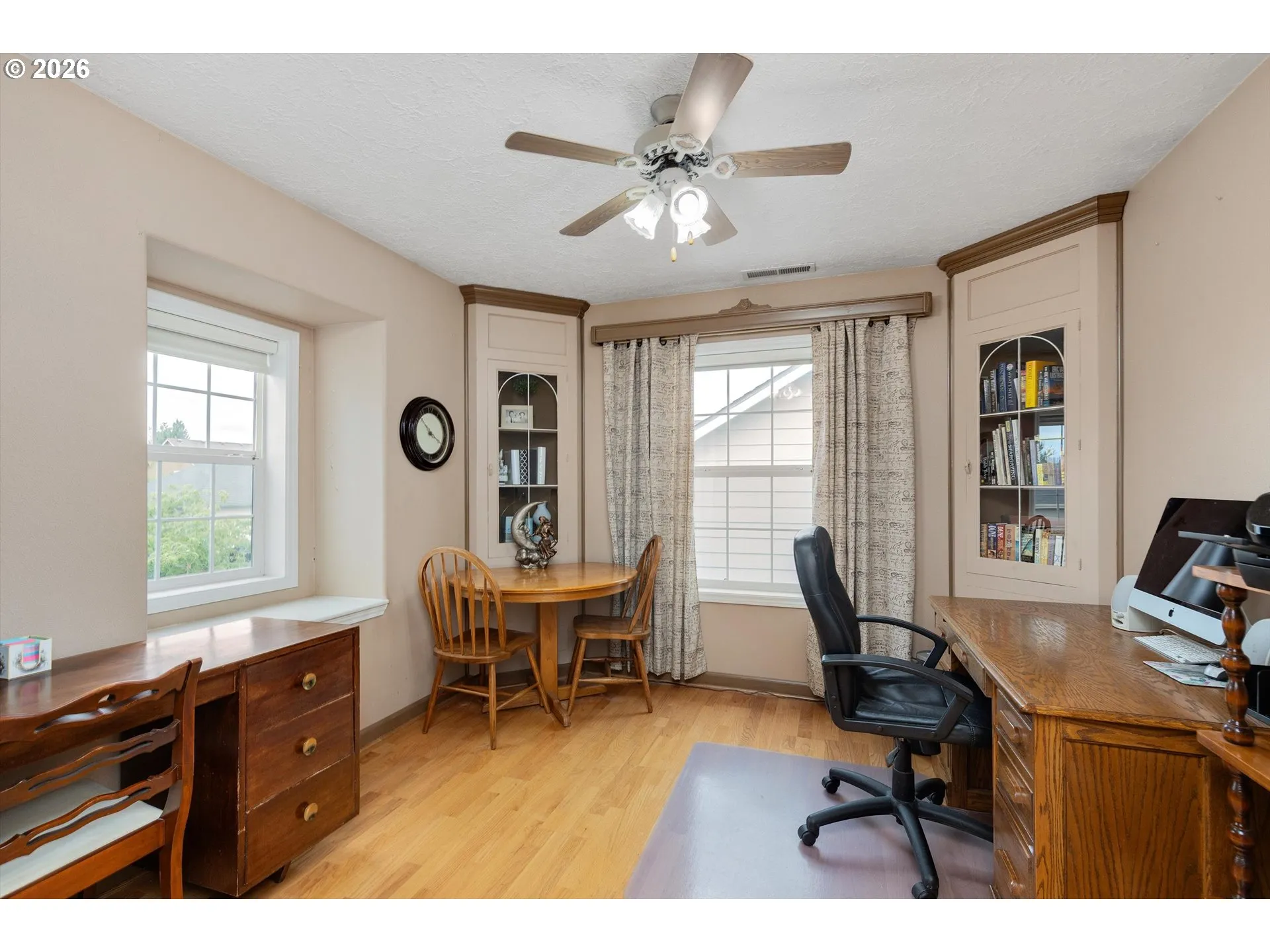 Bedroom-Ceiling Fan
