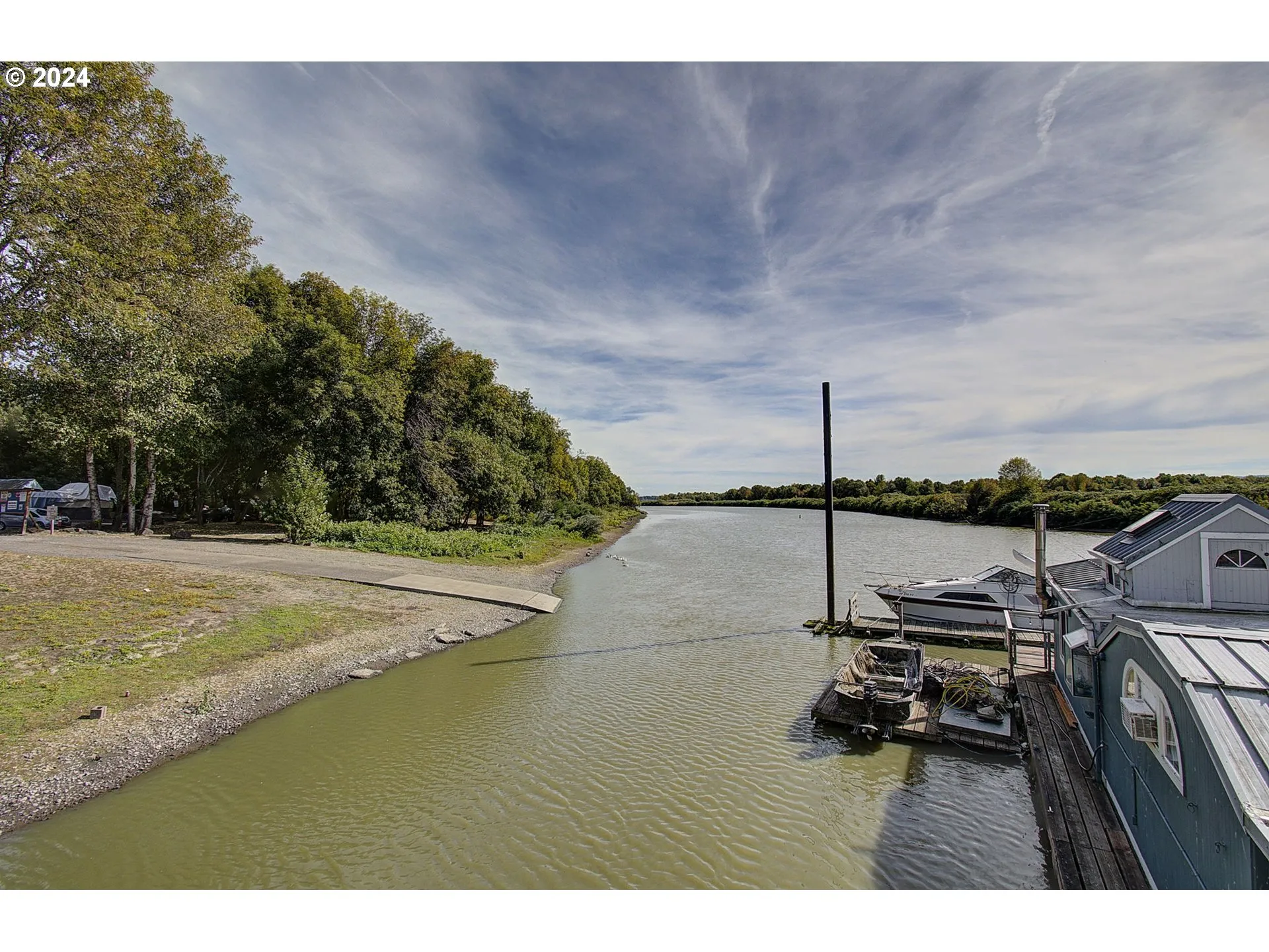Balcony-South Facing