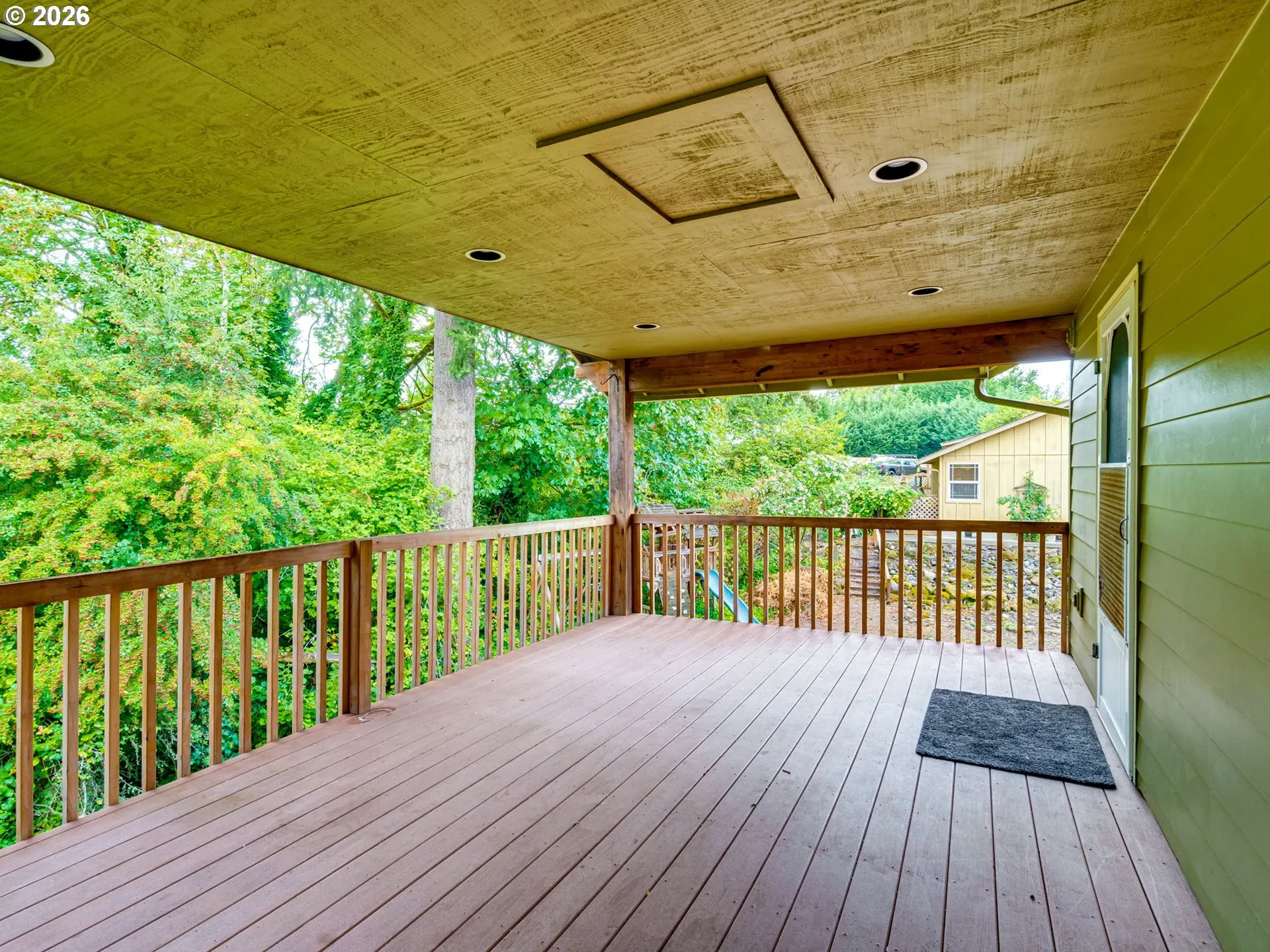 Deck-Main