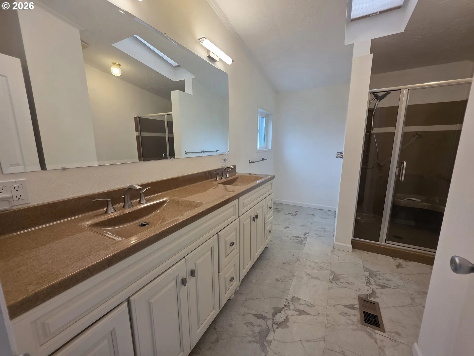Bathroom, Attached-Double Sinks