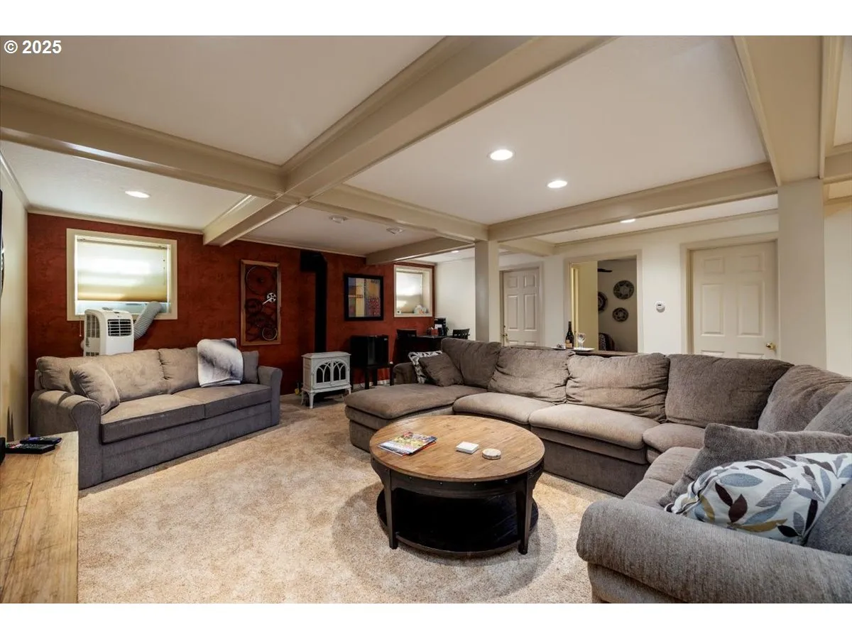 Family Room-Lower