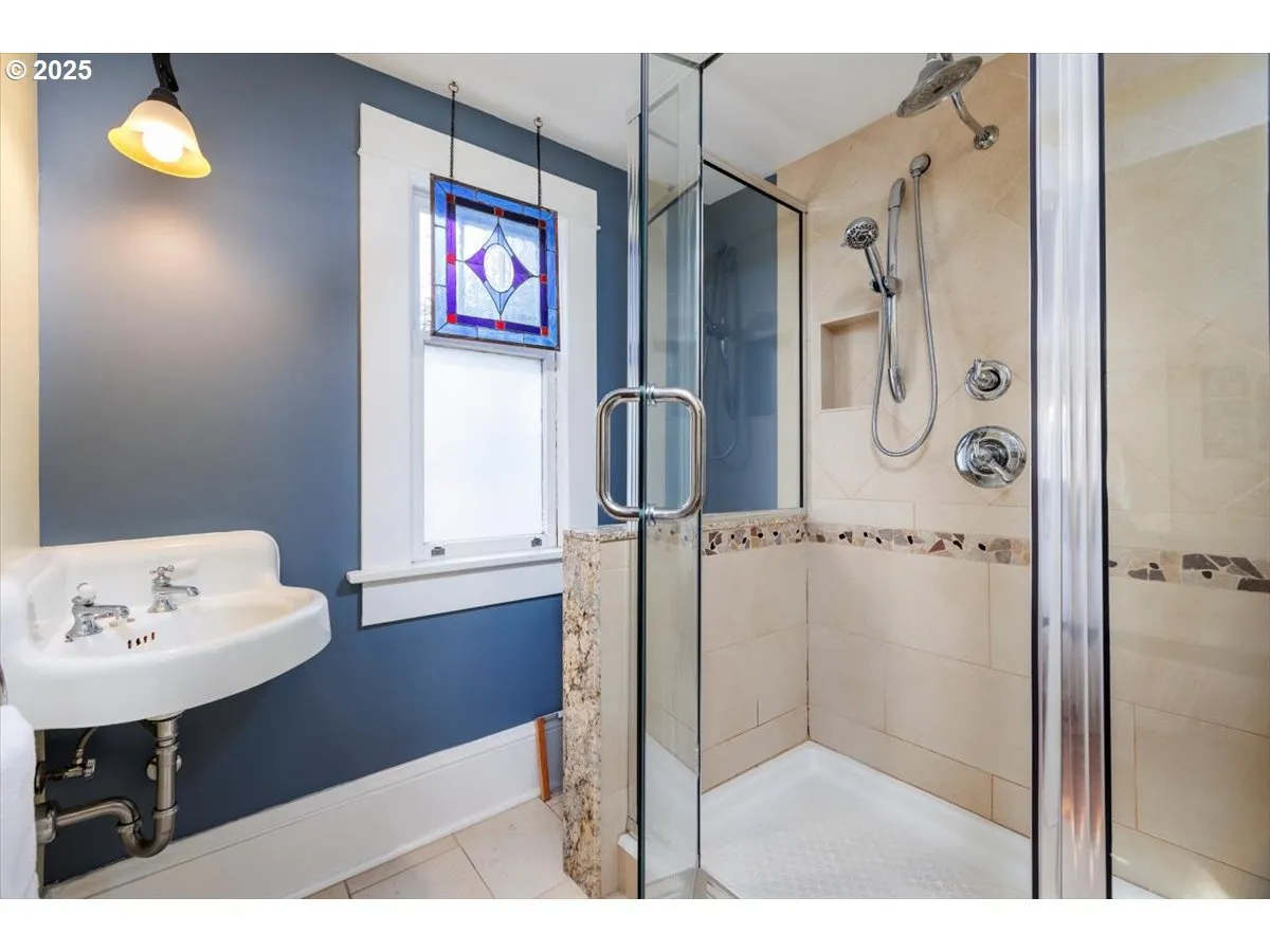 Primary Bedroom-Attached Bathroom