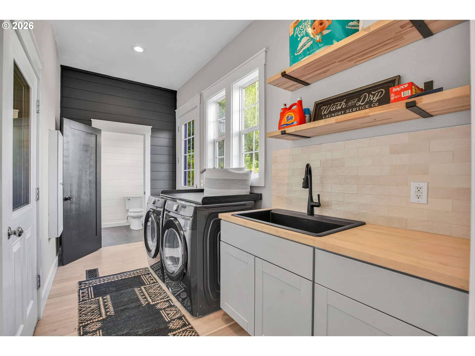 Laundry-Main