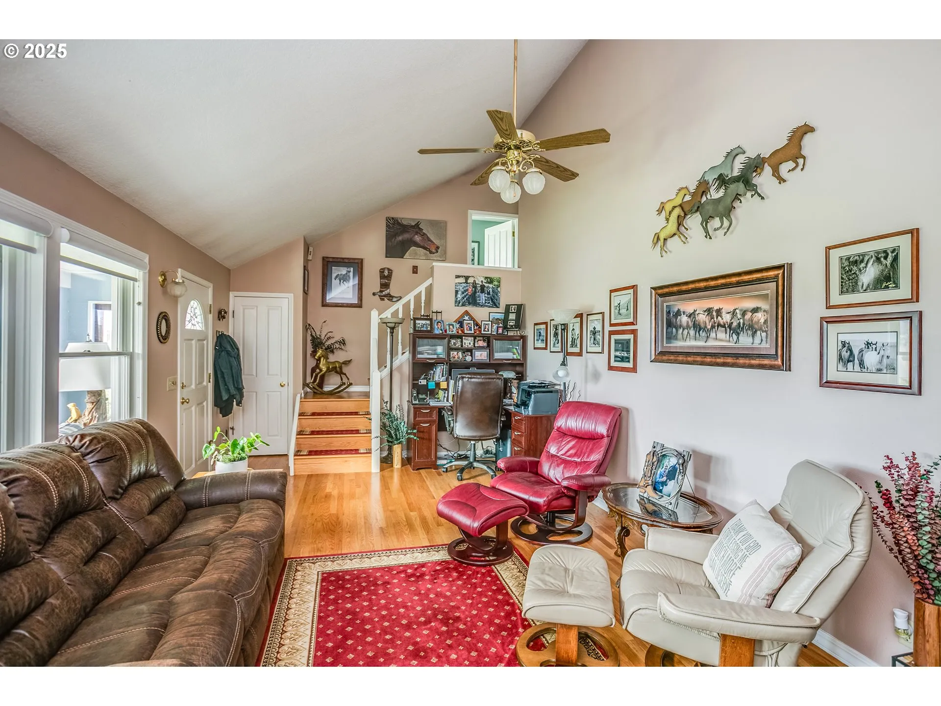 Living Room-Vaulted Ceilings