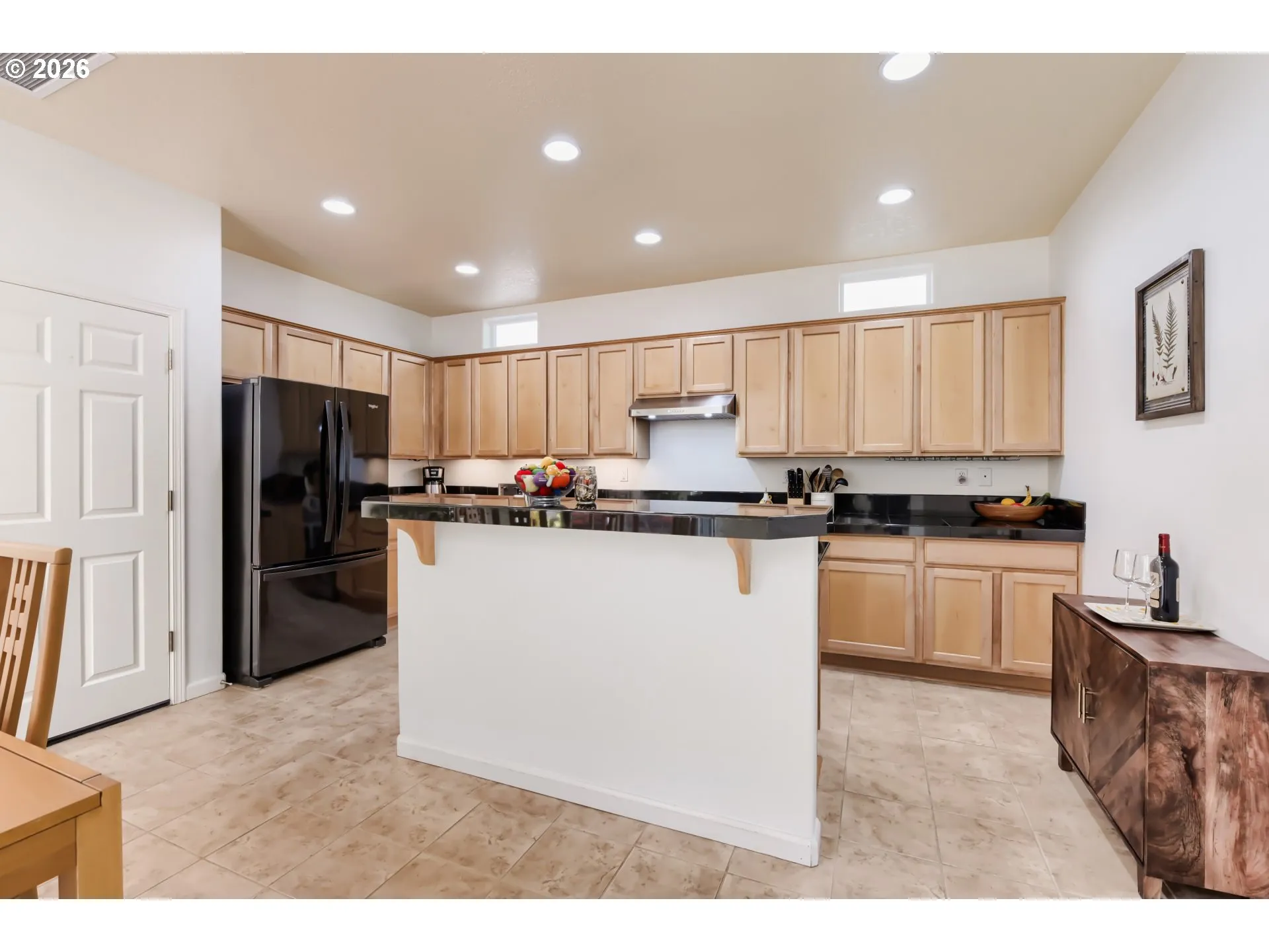 Kitchen-Eating Area