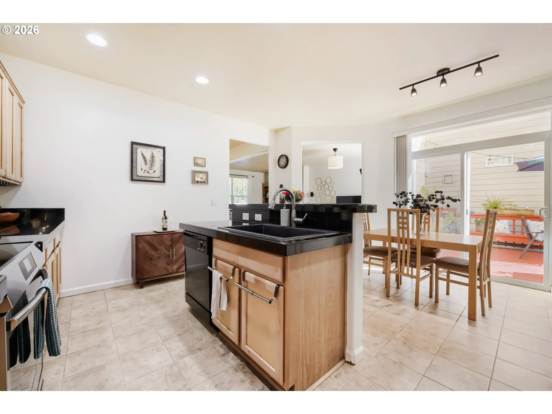 Kitchen-Island