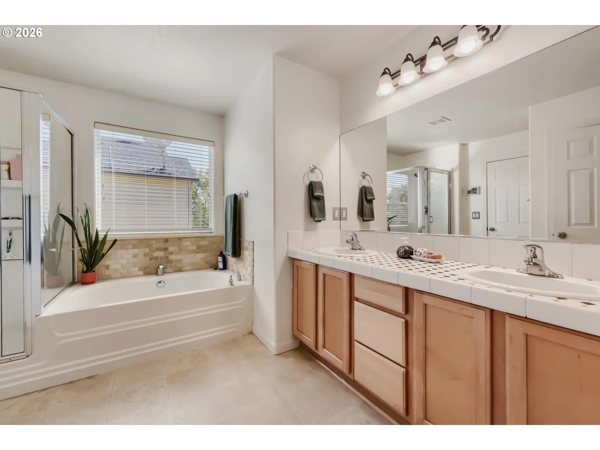 Bathroom, Attached