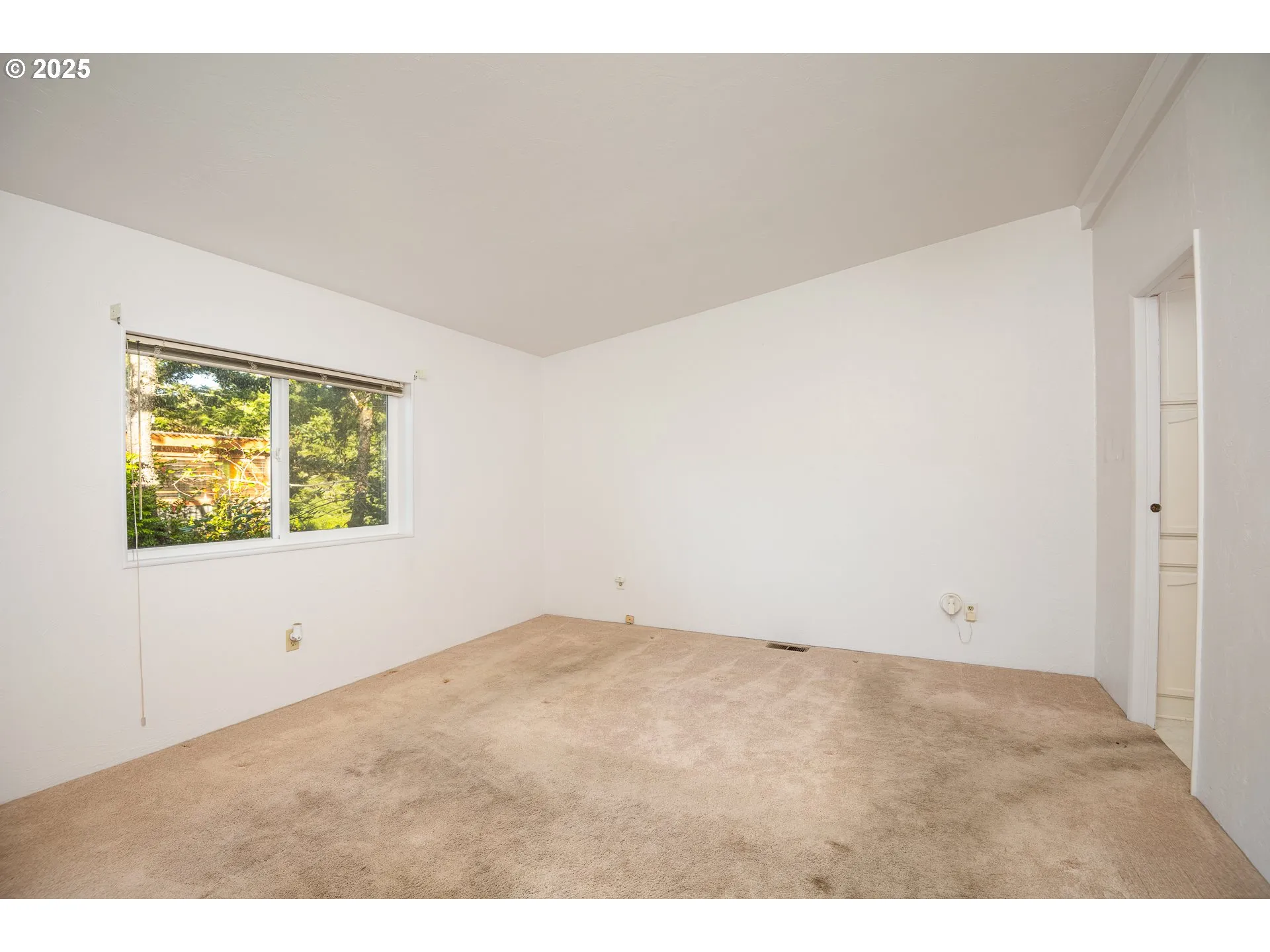 Bedroom, Owner's Suite