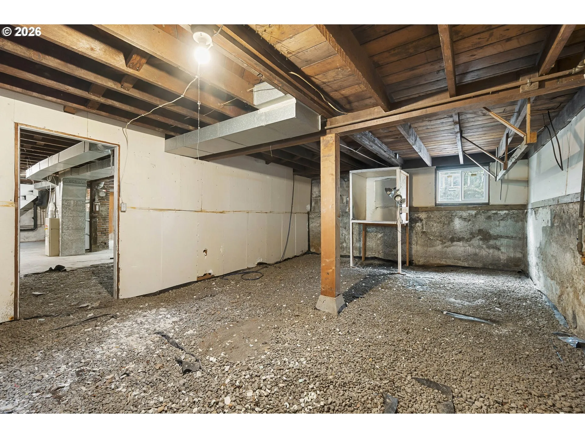 Basement-Unfinished