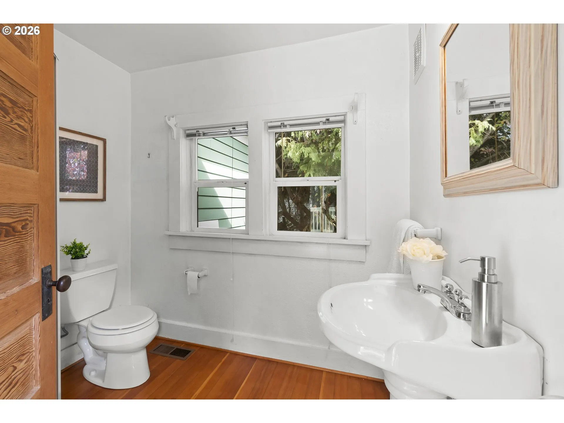 Bathroom-Walk in Shower