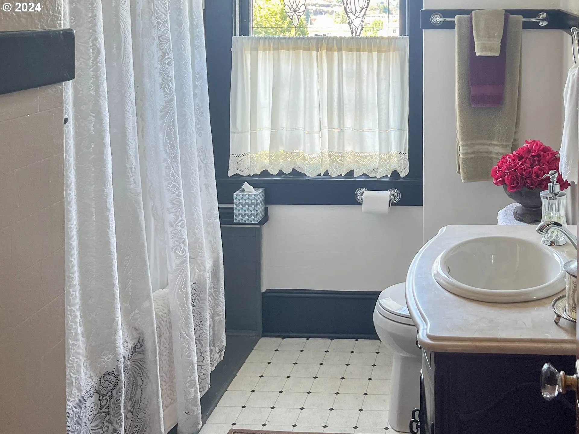 Bathroom-Hall
