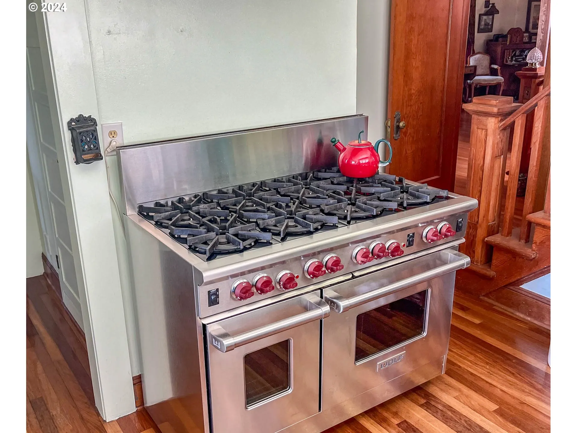 Kitchen-Oven