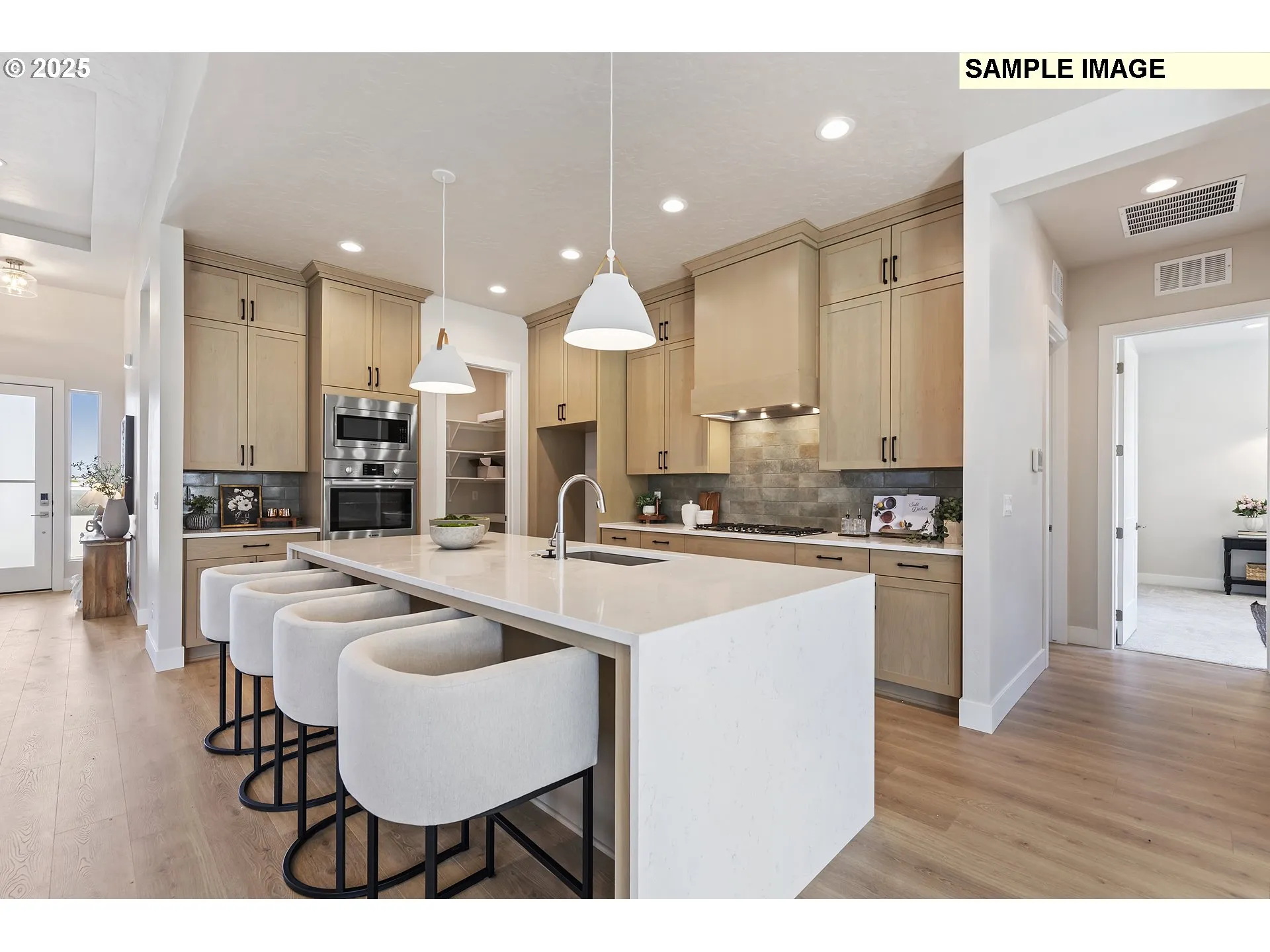 Kitchen-Eating Area