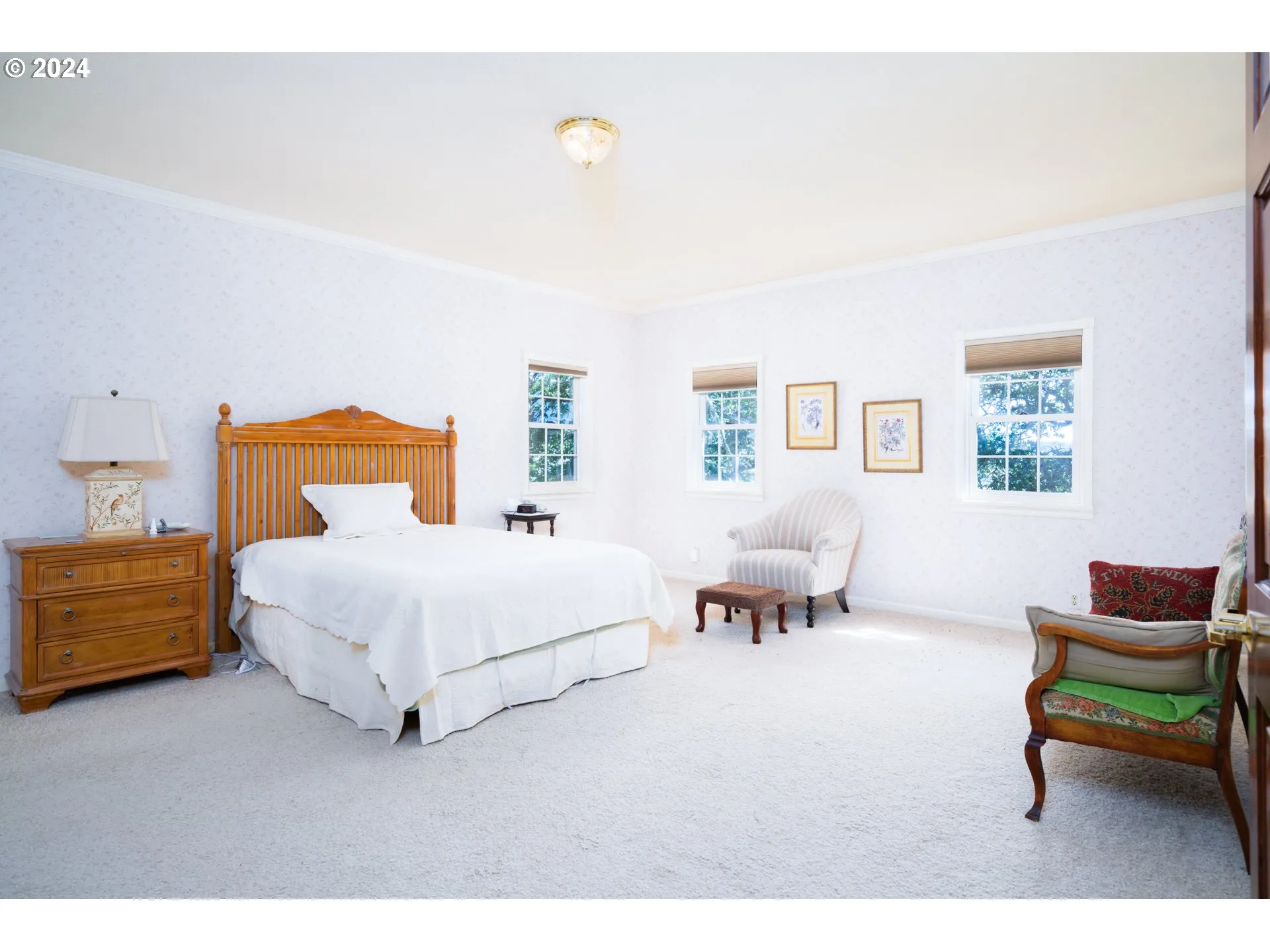 Primary Bedroom-Upper