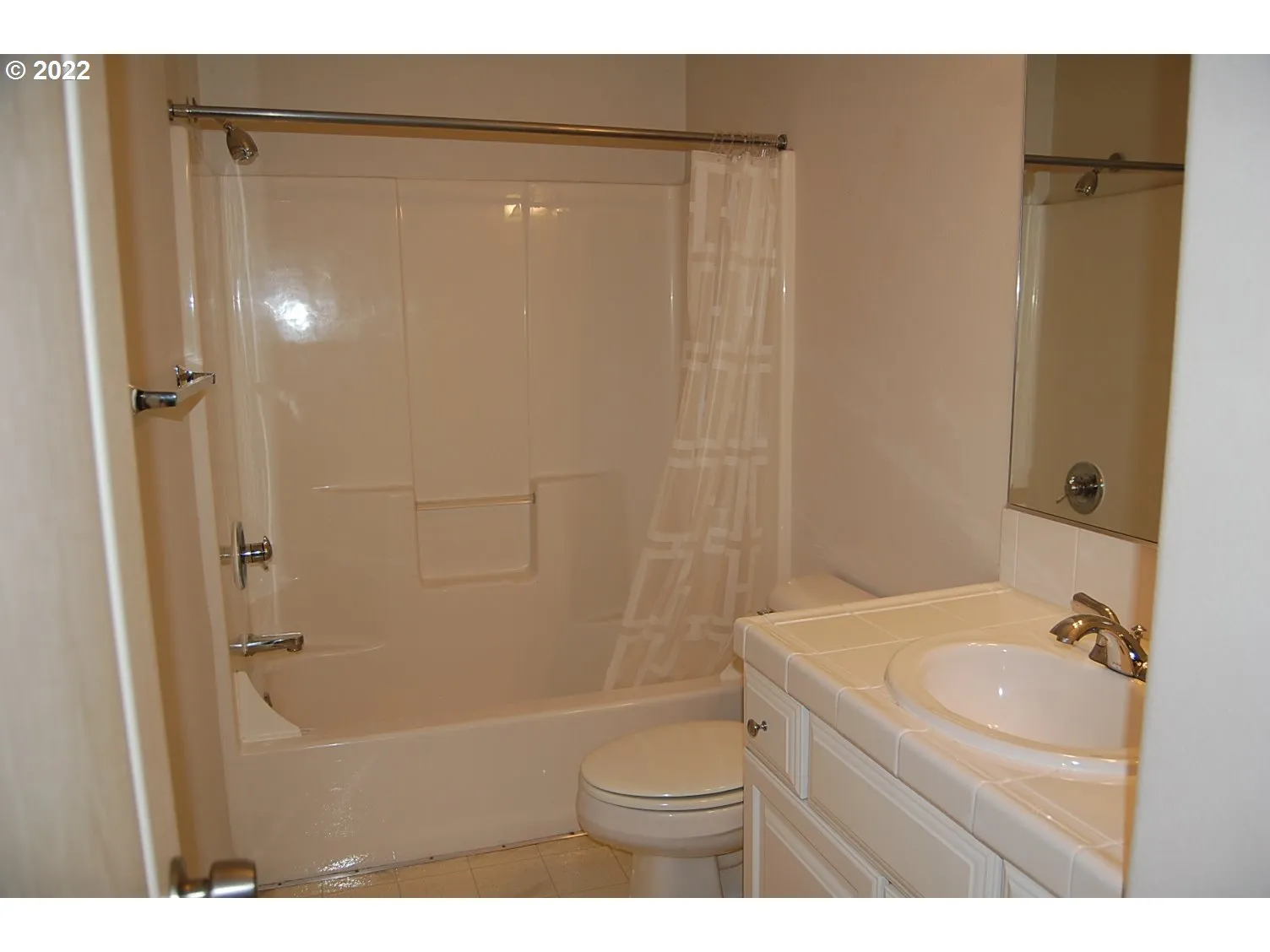 Bathroom-Upper