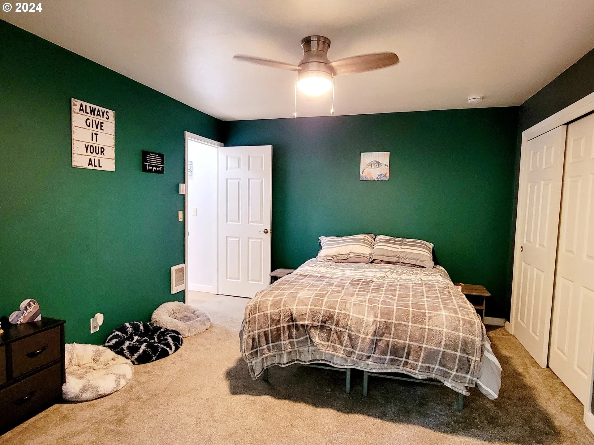 Bedroom-Main