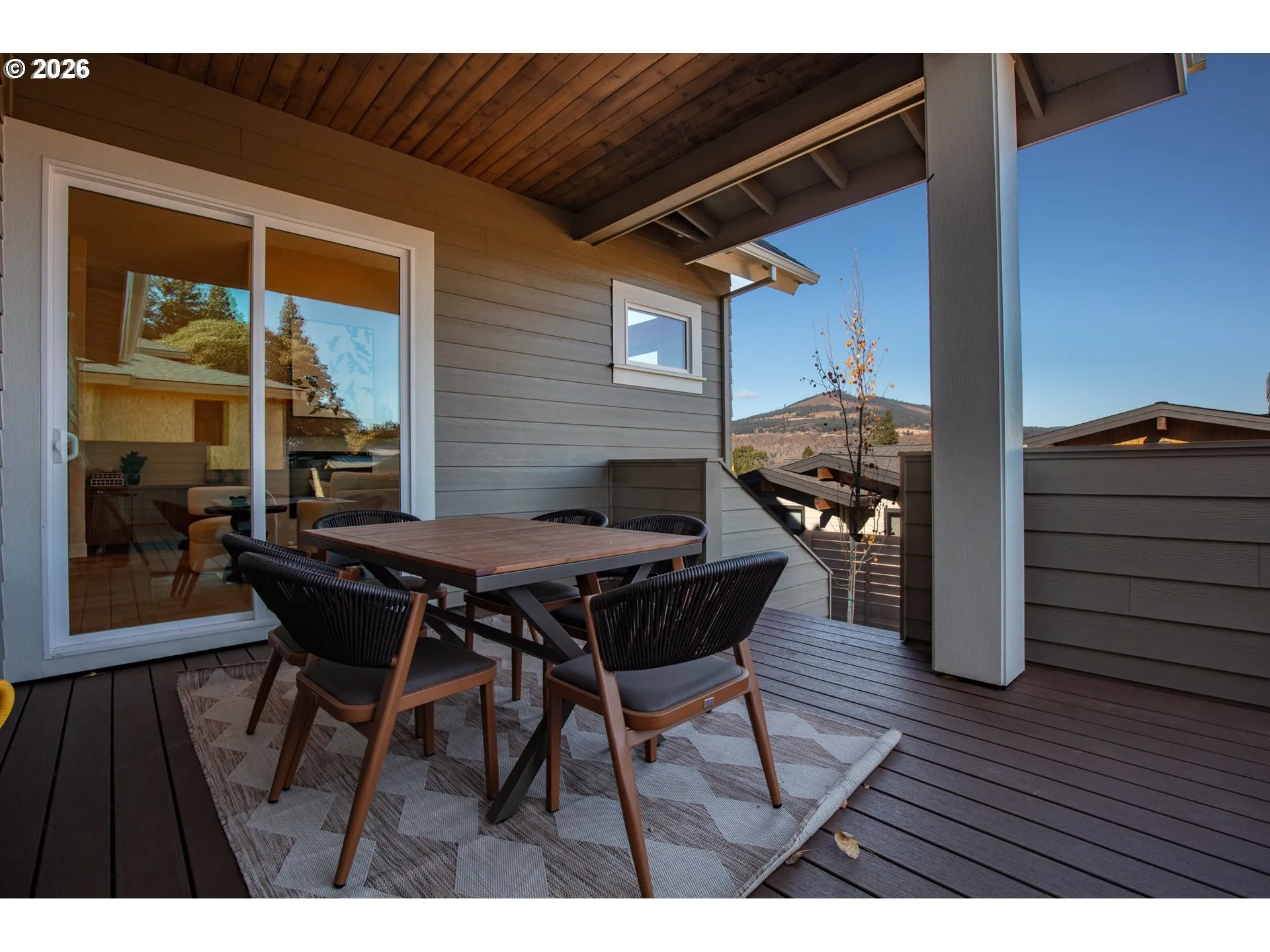 Deck-Main