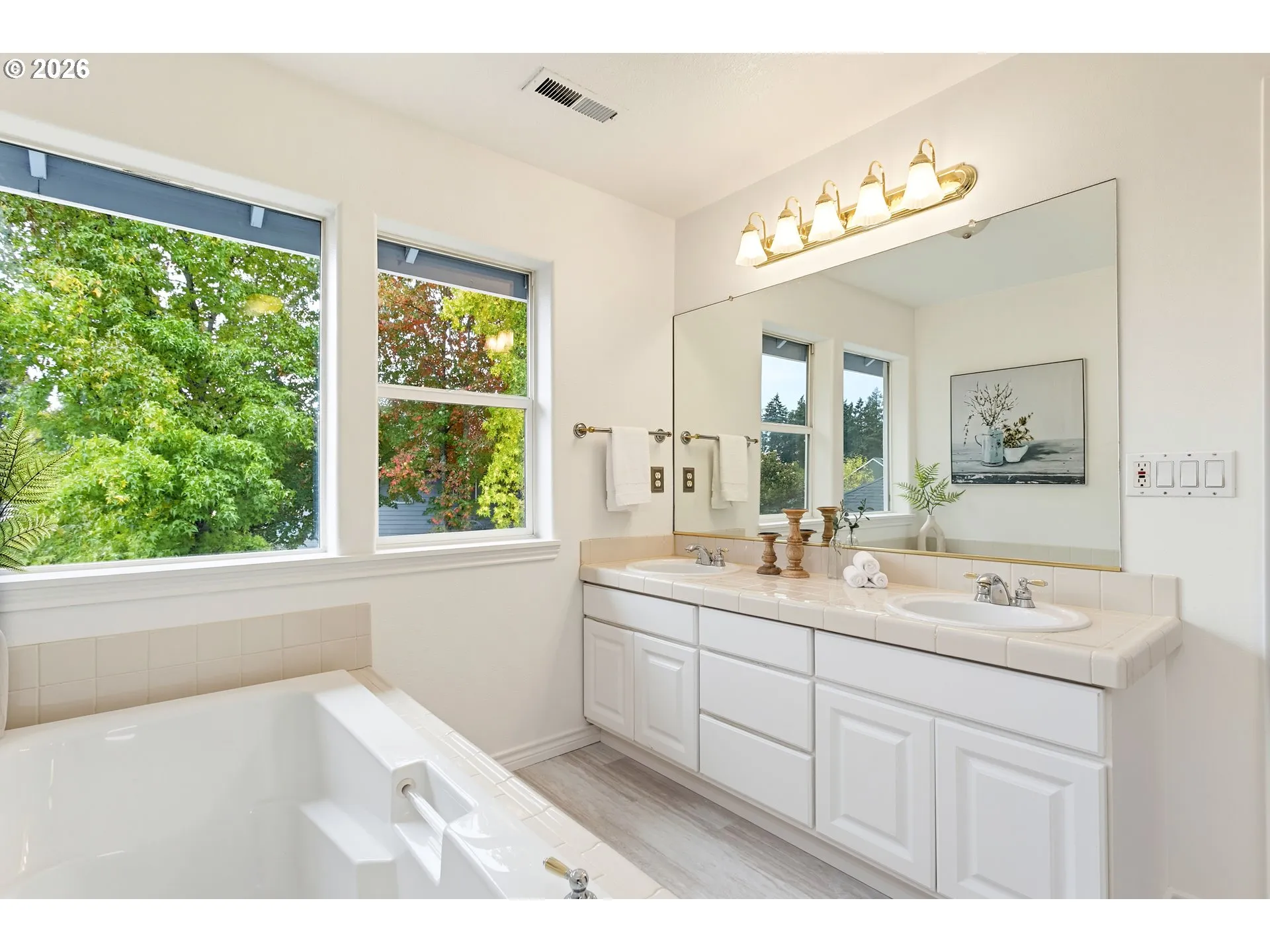 En Suite Bathroom