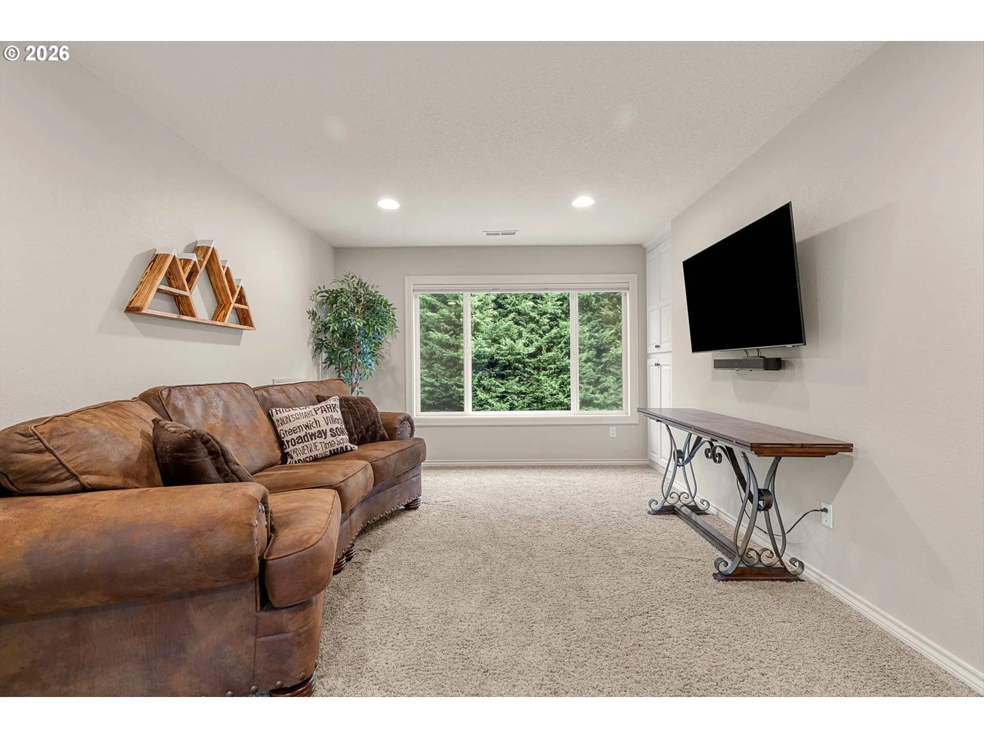 Bonus Room-Upper