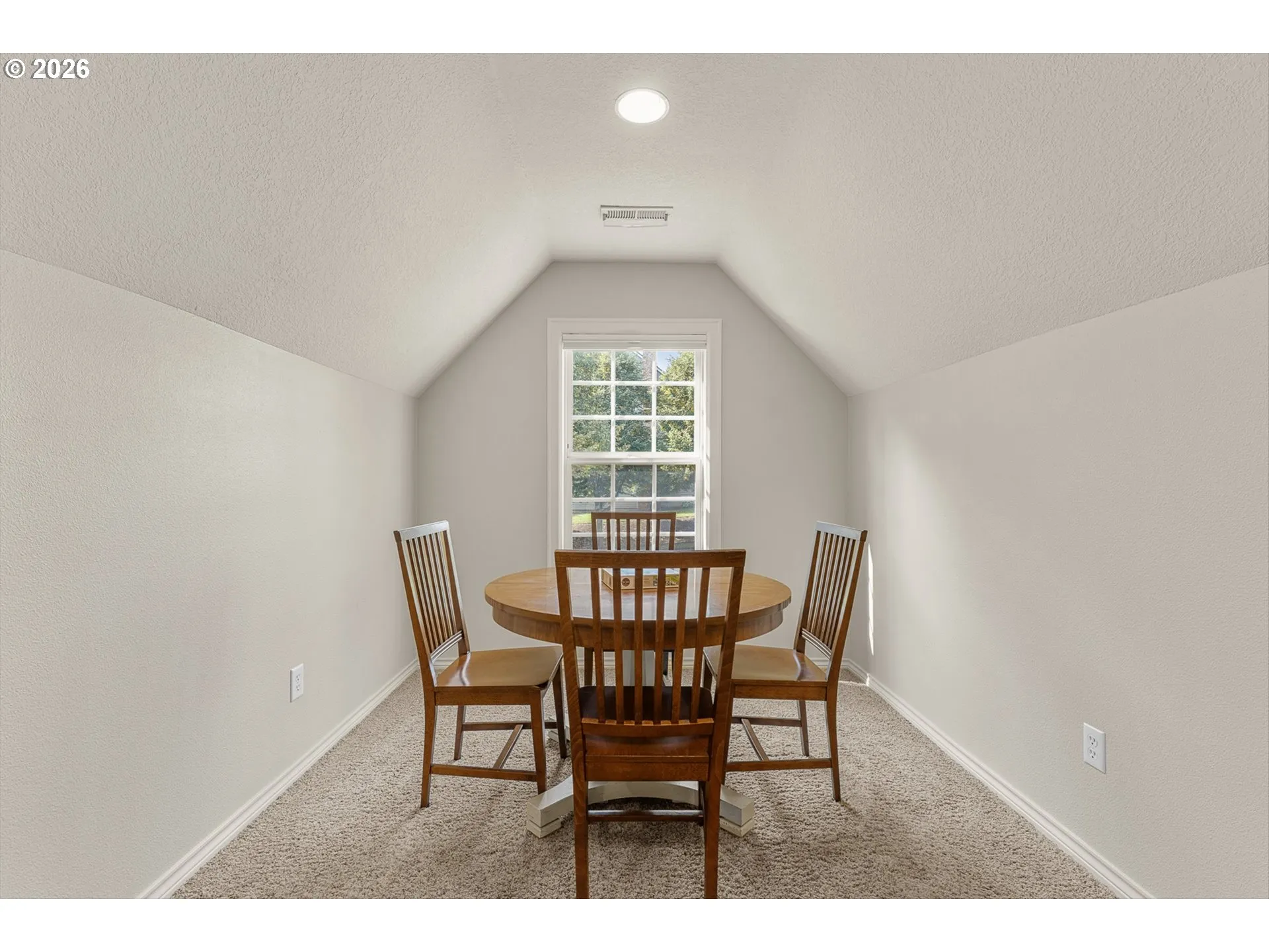 Bonus Room-Upper