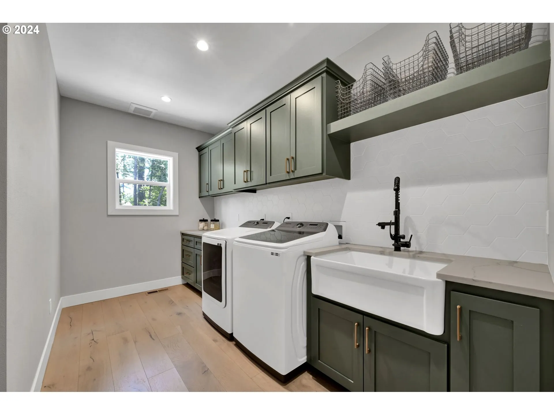Laundry-Main