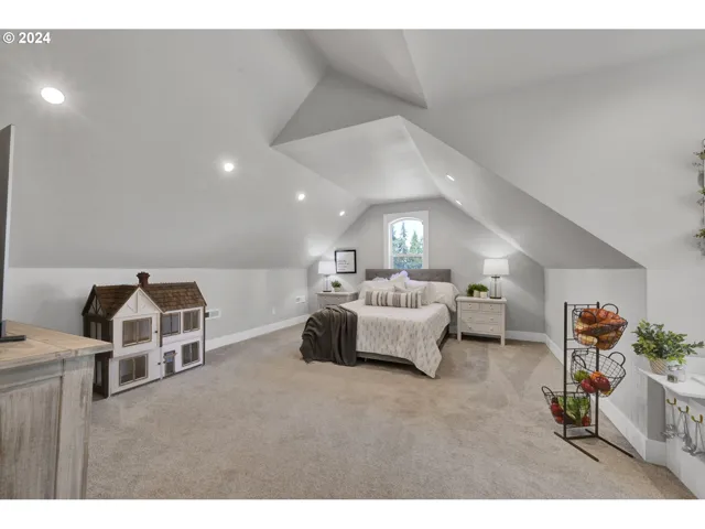 Bonus Room-Upper