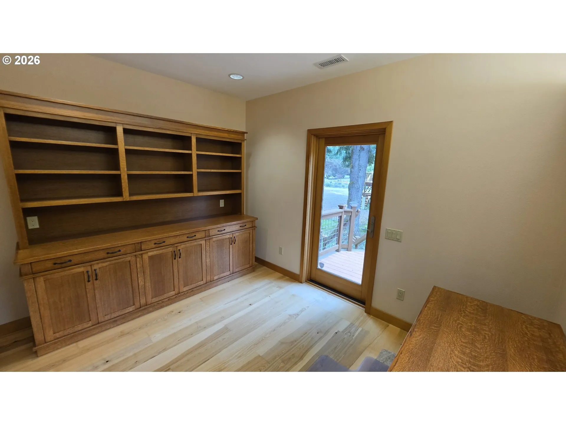 Den/Office-Main