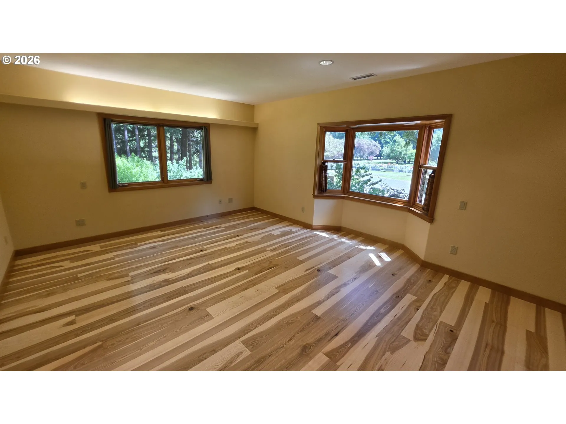Primary Bedroom-Main