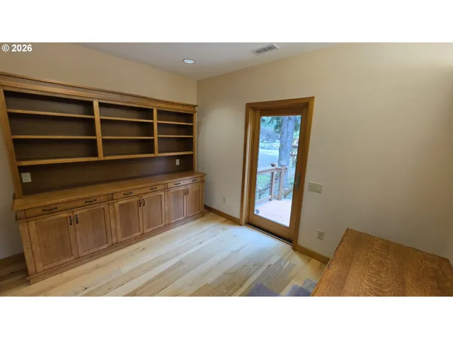 Den/Office-Main