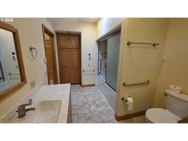 Bathroom-Main