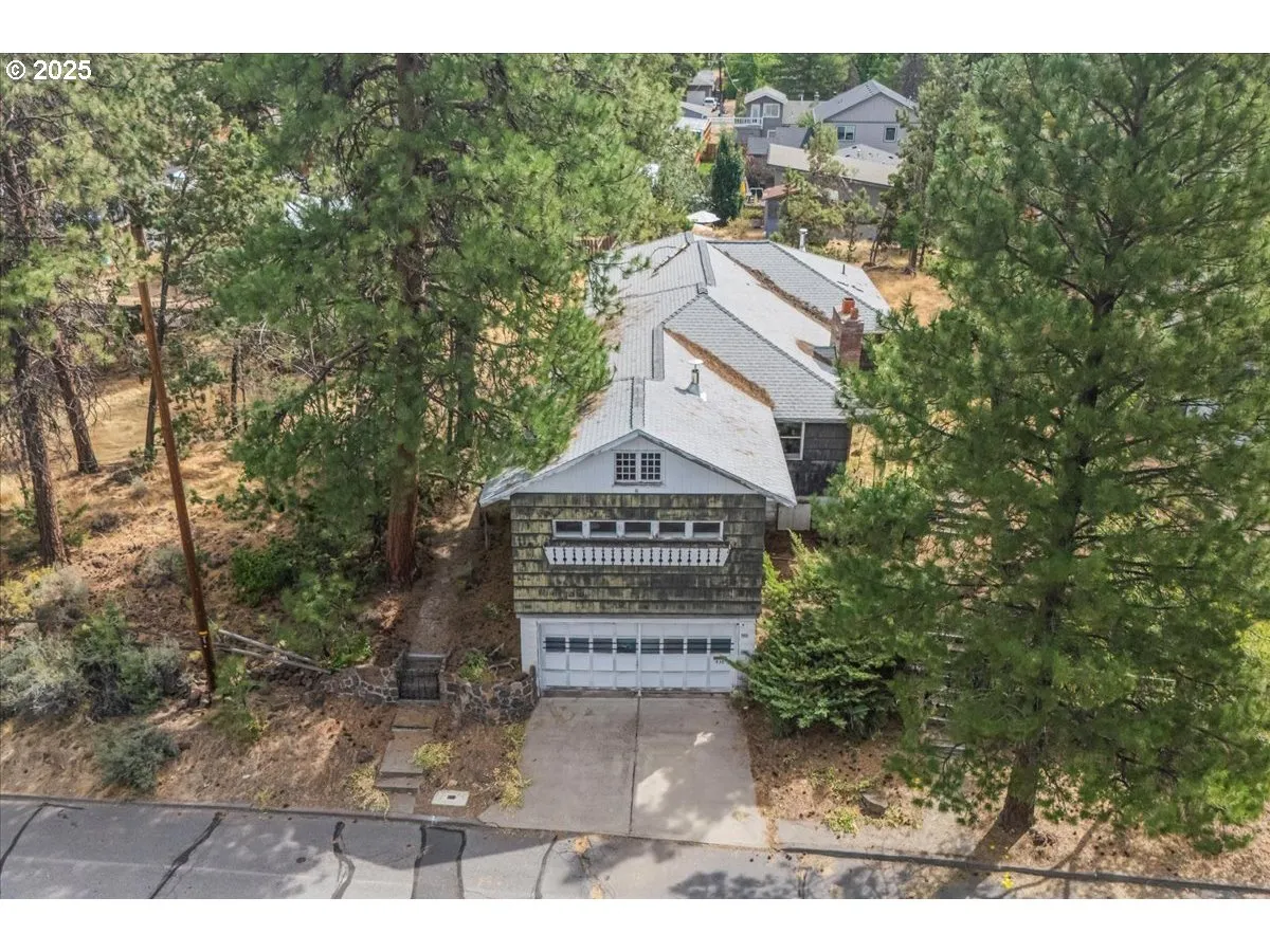 Drone View/UAV-Aerial