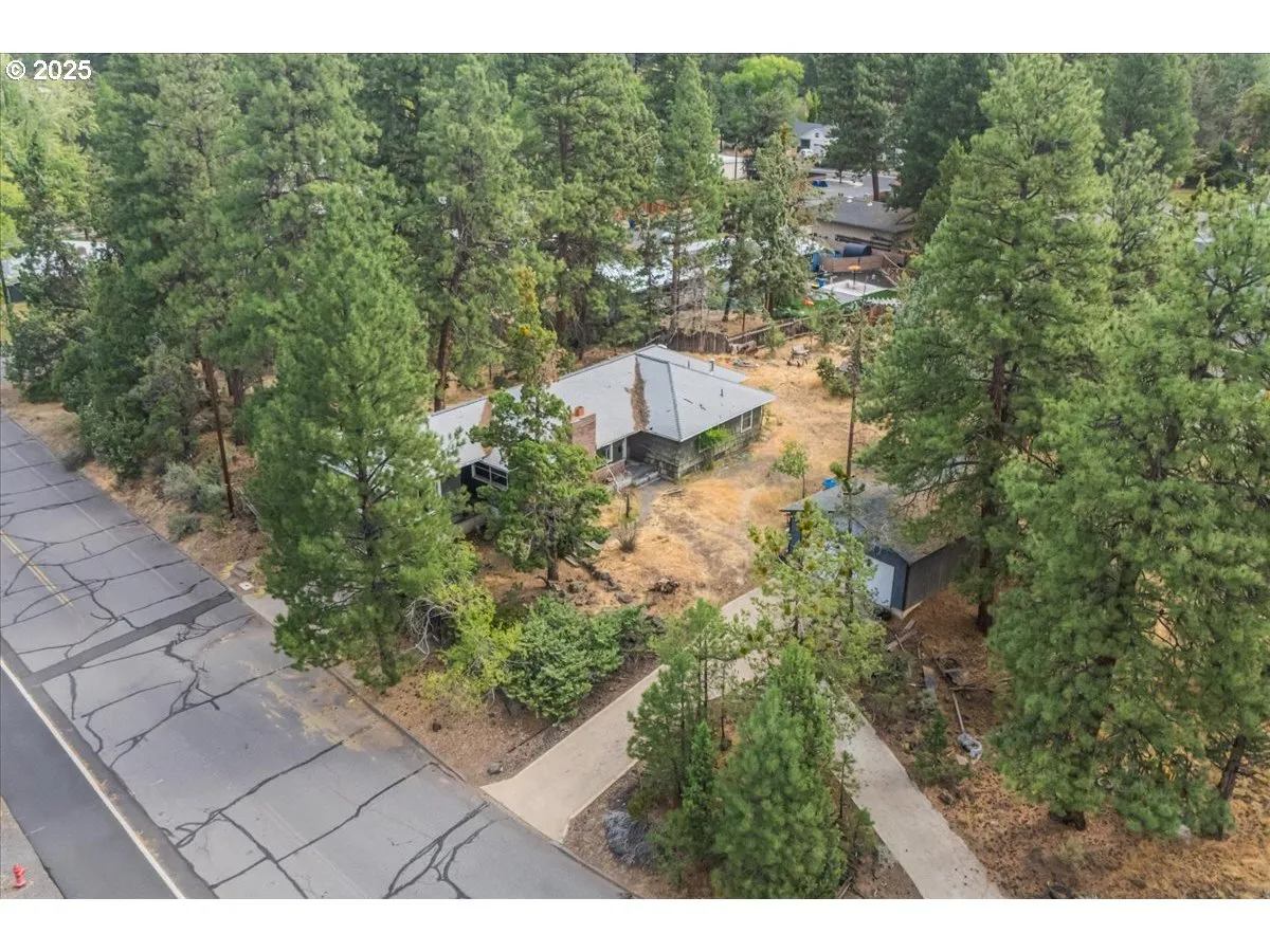 Drone View/UAV-Aerial
