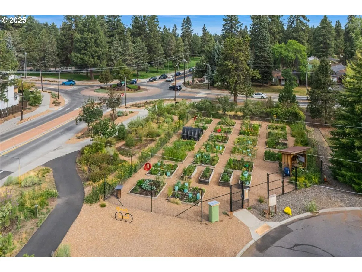 Community Garden