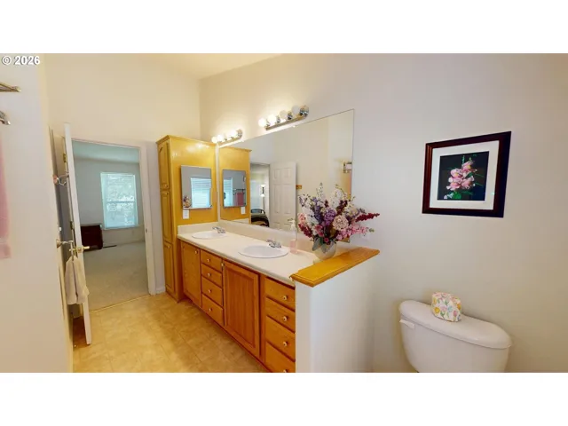 Owner's Suite Bathroom-Full Bathroom