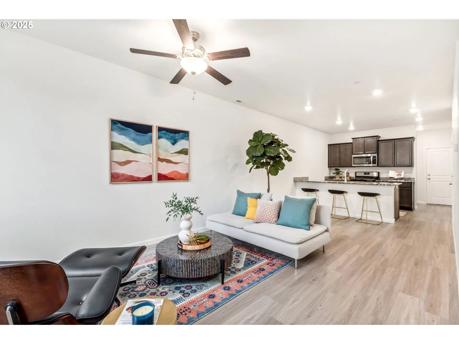 Living Room/Dining Room