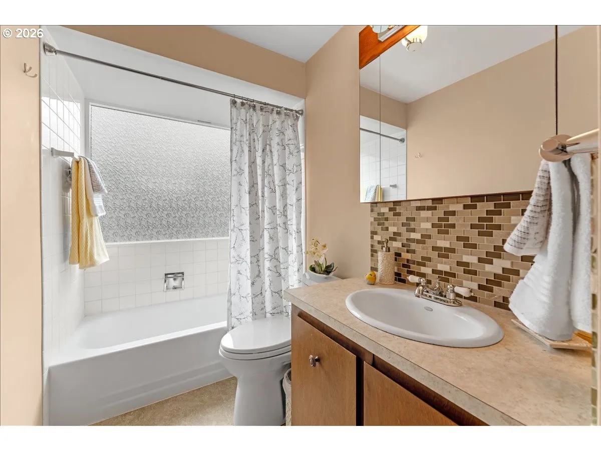 Bathroom-Hall