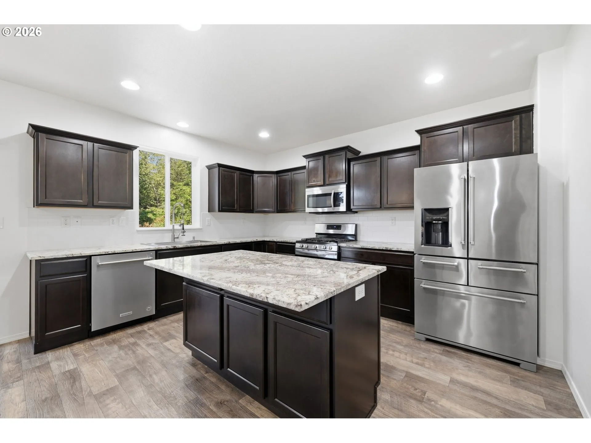Kitchen-Island