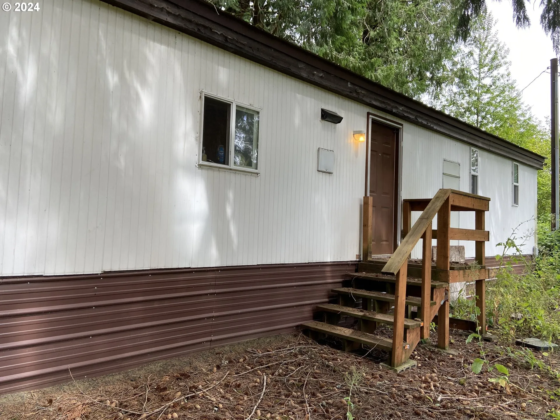 Exterior-Rear