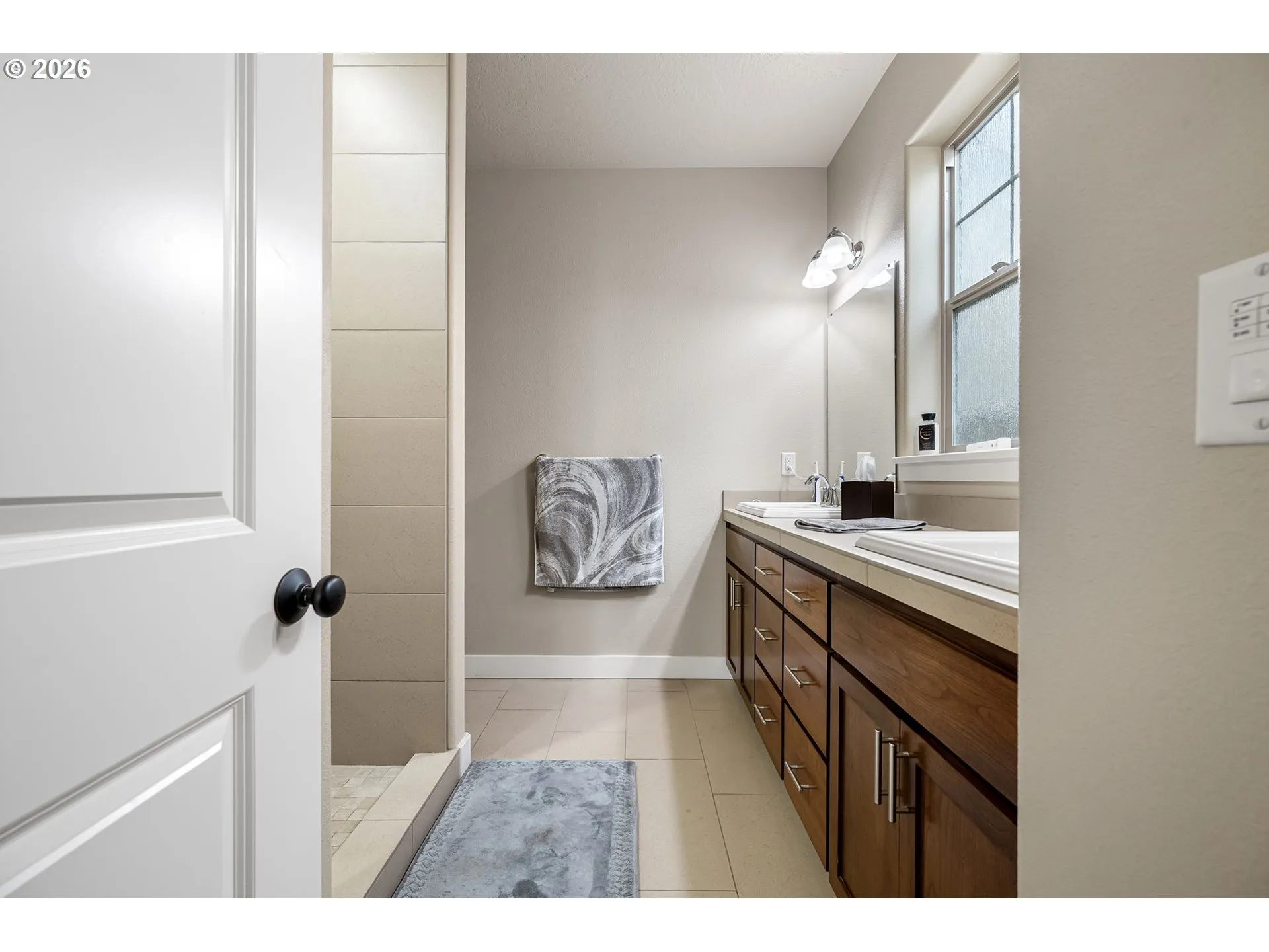 Bathroom, Attached-Walk in Shower