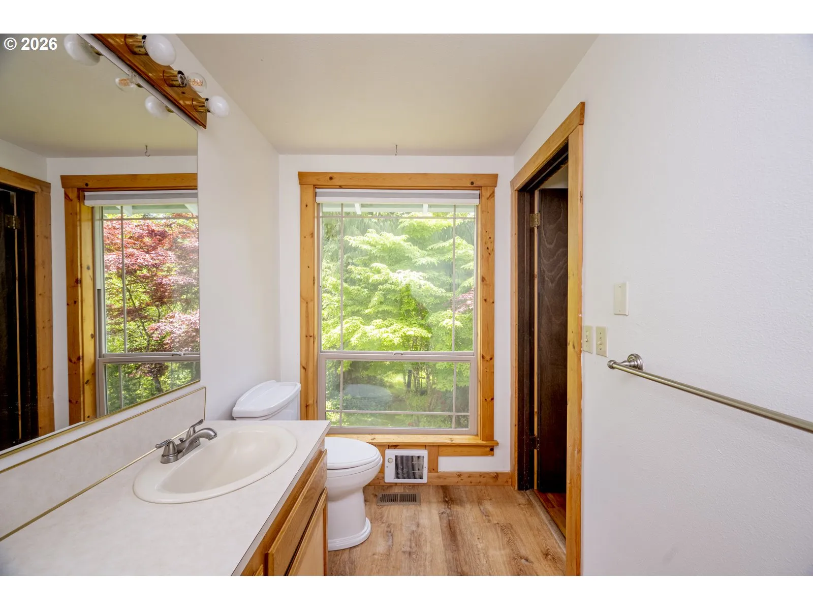 Primary Bedroom-Attached Bathroom