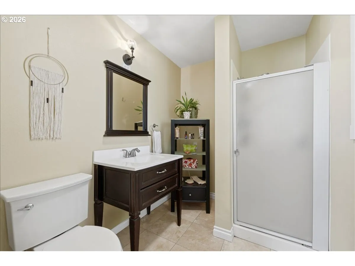 En Suite Bathroom